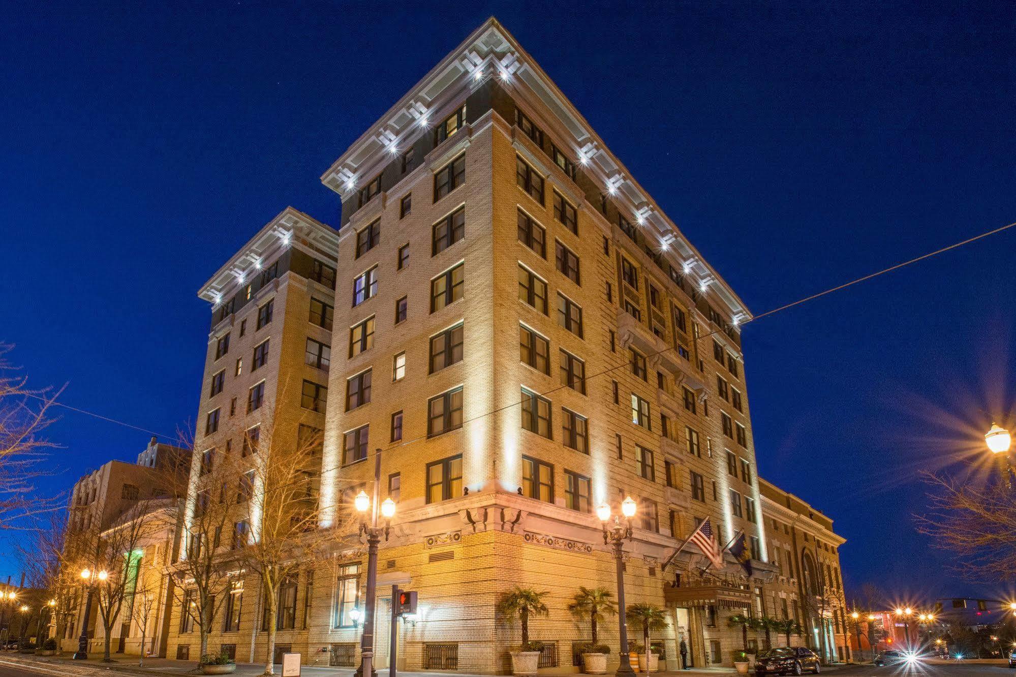 Hotel Deluxe Портленд Экстерьер фото